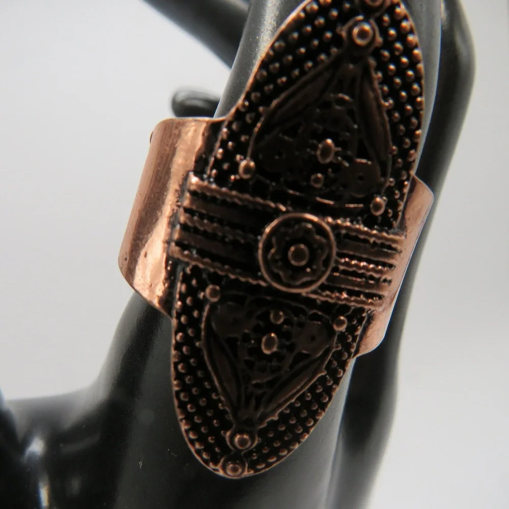 Antique Copper Tone Boho Shield Stretch Ring Size 7 Floral Beaded Statement